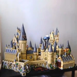 Château de Hogwartz (Poudlard) - 6020 pièces